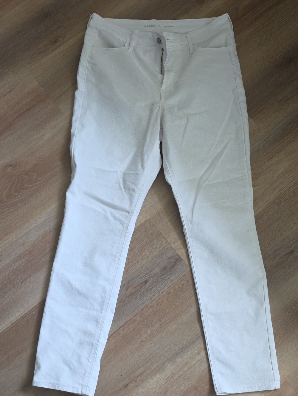 Old Navy White High-Rise Straight Jeans